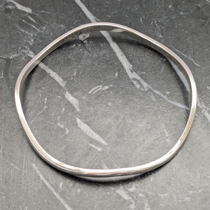 Vintage Solid Sterling Silver Wavey Bangle