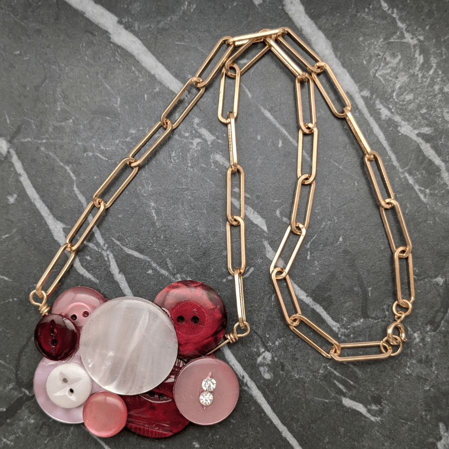 Vintage Button Cluster Necklace Reds and Pinks - Image 2