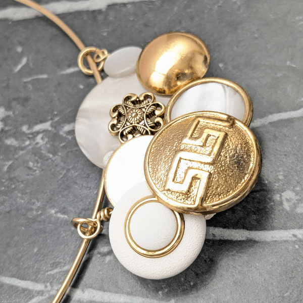 White and Gold Vintage Button Cluster Necklace - Image 4